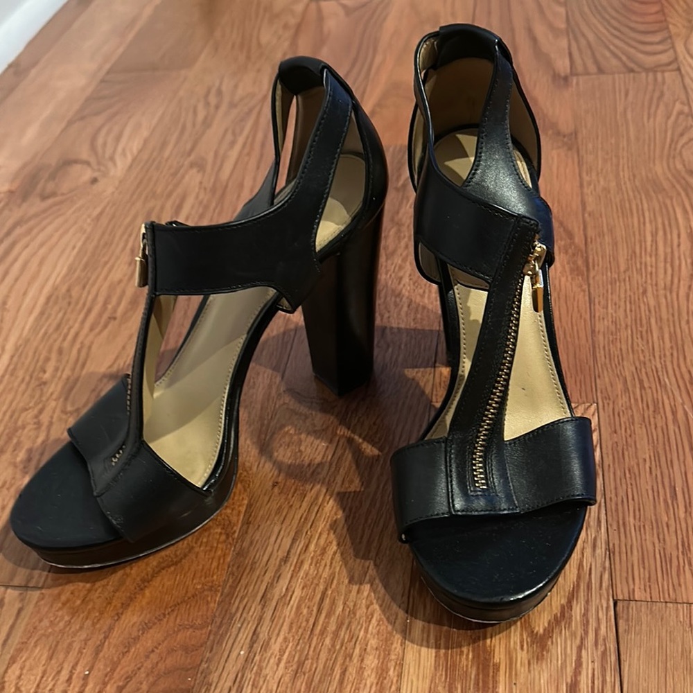 Michael Kors Elegant Black High Heel Sandals (Berkley)